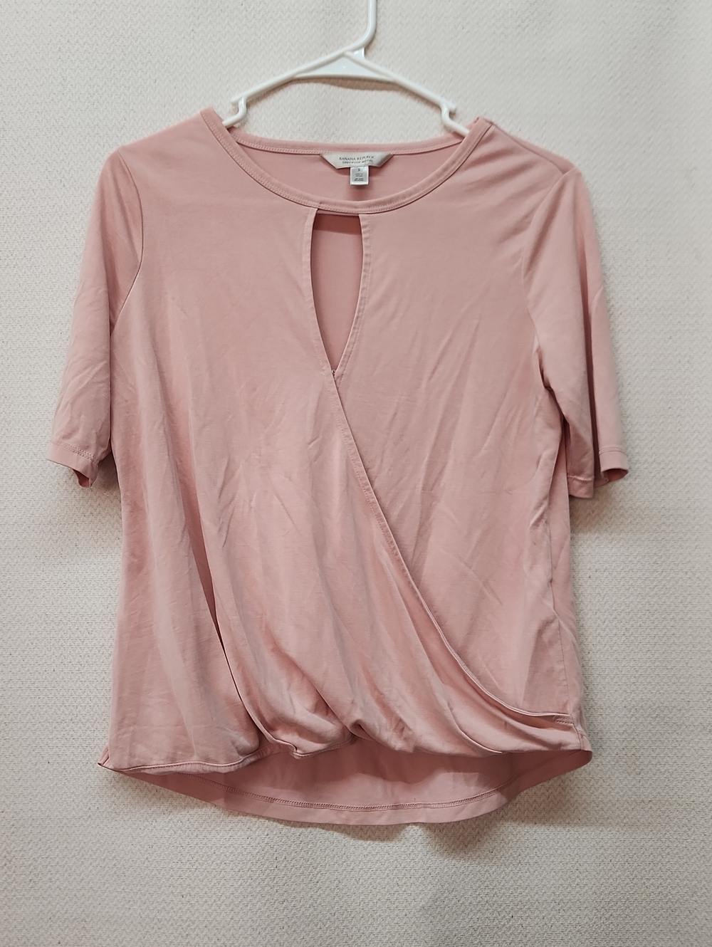 Banana Republic Blush Pink Short-Sleeve Surplice Keyhole Top